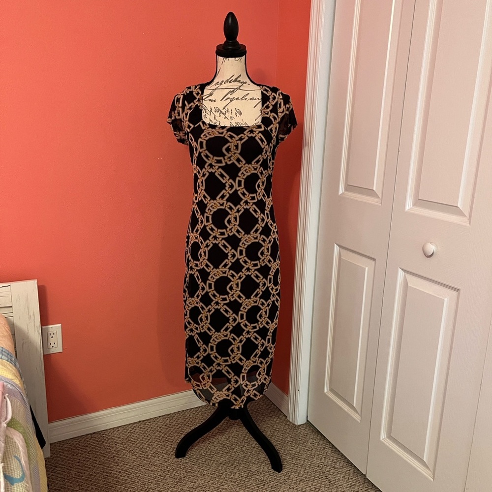 Jolie&Joy Elegant Black Sheath Chain Pattern Dress